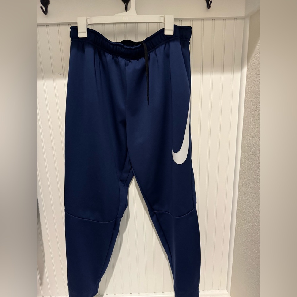 Nike Dri-FIT Joggers in Navy
